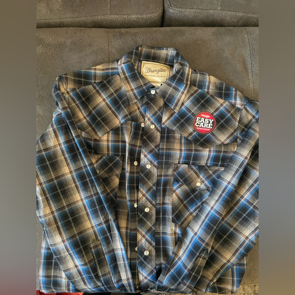 Wrangler’s men’s pearl snap